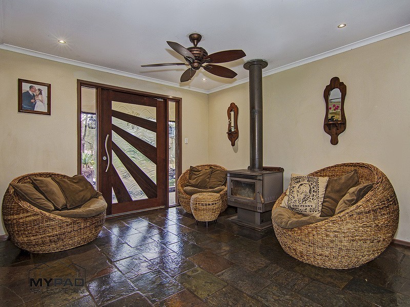 56 Arthy Drive, Cedar Grove QLD 4285