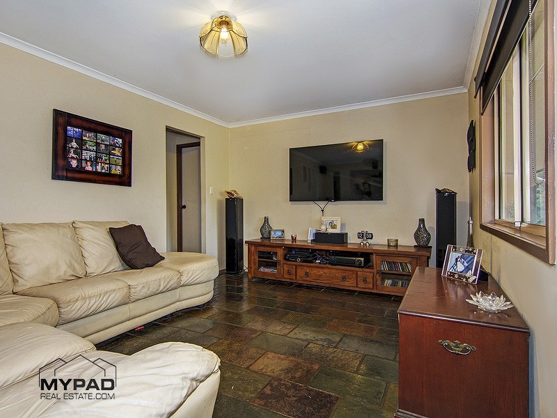 56 Arthy Drive, Cedar Grove QLD 4285