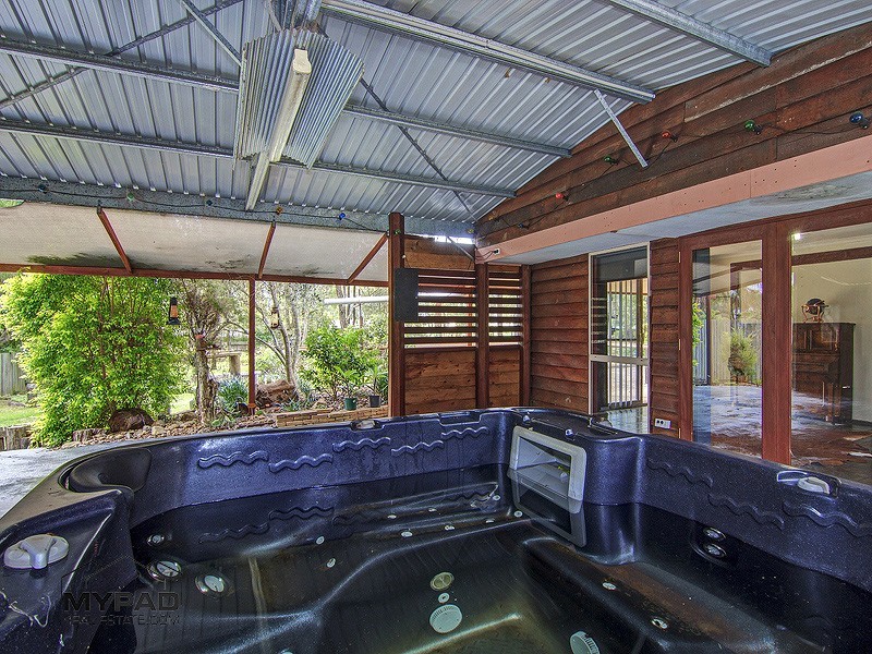 56 Arthy Drive, Cedar Grove QLD 4285