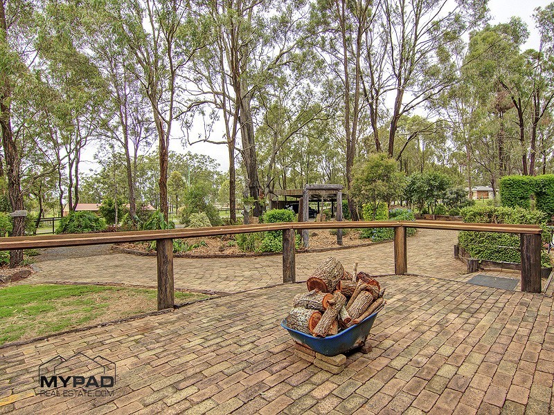 56 Arthy Drive, Cedar Grove QLD 4285