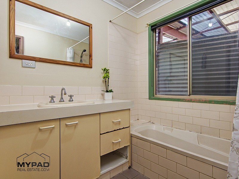 56 Arthy Drive, Cedar Grove QLD 4285