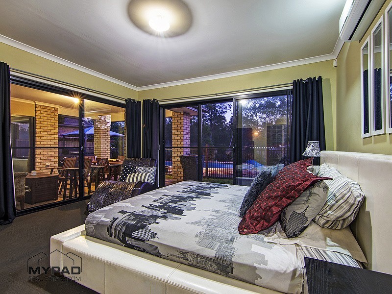 11 Honeygem Place, Jimboomba QLD 4280
