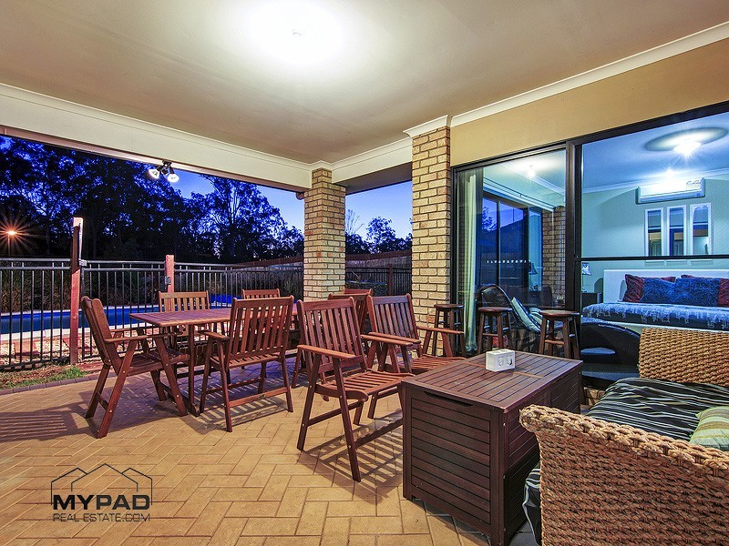 11 Honeygem Place, Jimboomba QLD 4280