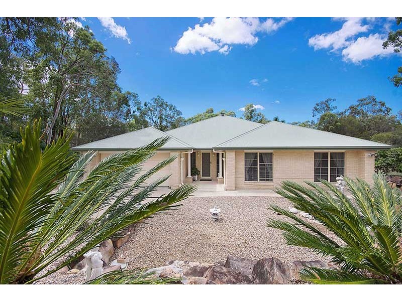 15 – 17 Blue Heeler Drive, New Beith QLD 4124