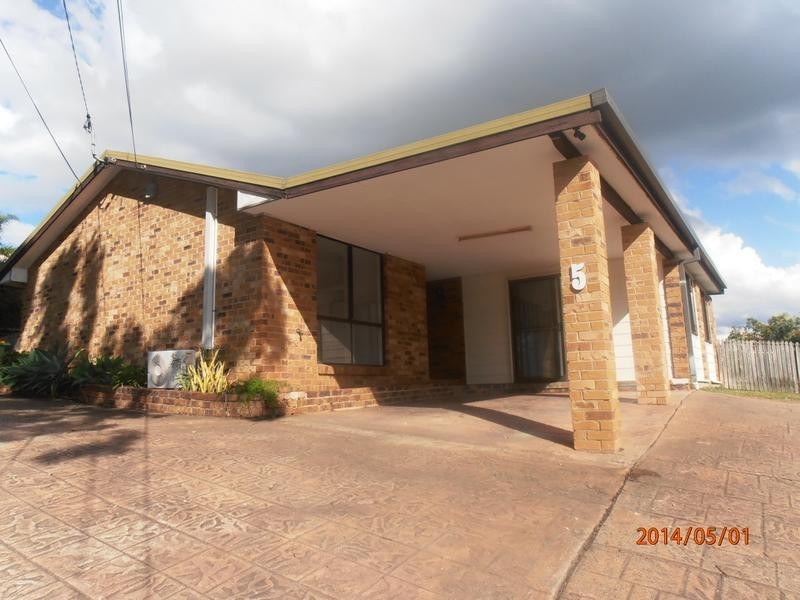 5 Blackthorn street, Shailer Park QLD 4128