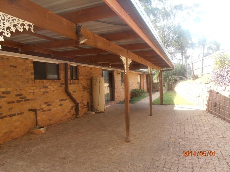 5 Blackthorn street, Shailer Park QLD 4128