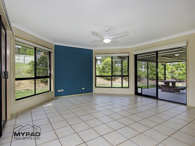 18 Banksia Court, Cedar Vale QLD 4285