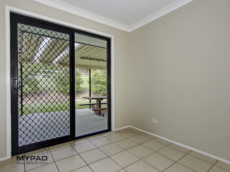 18 Banksia Court, Cedar Vale QLD 4285