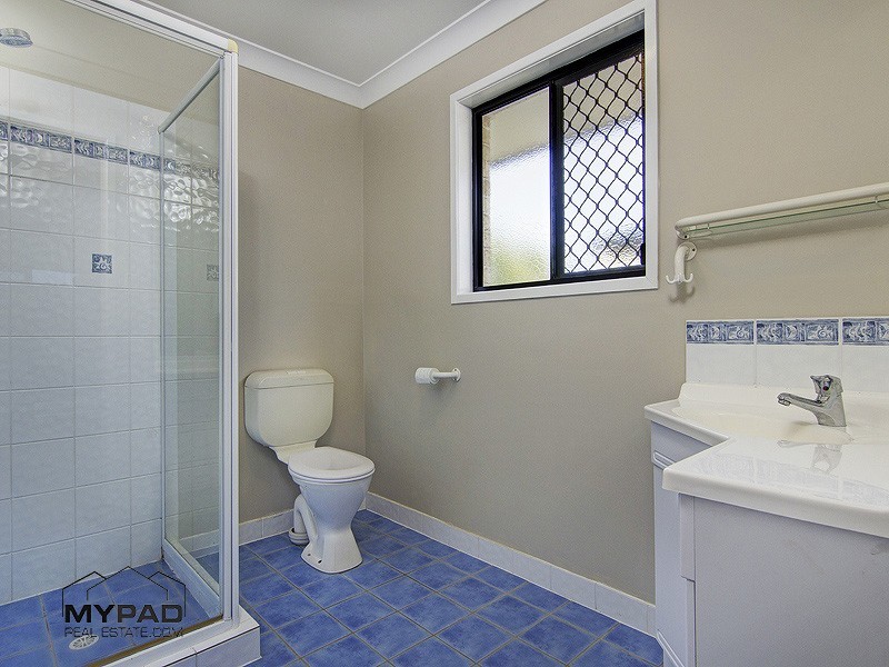 18 Banksia Court, Cedar Vale QLD 4285