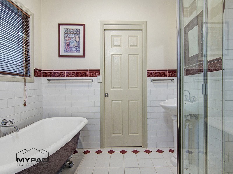 16-18 Jabiru Avenue, Greenbank QLD 4124