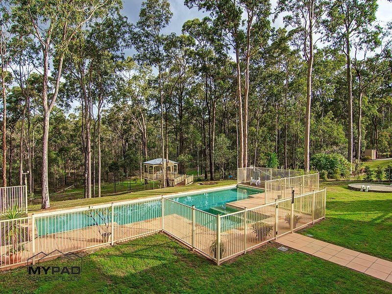 16-18 Jabiru Avenue, Greenbank QLD 4124