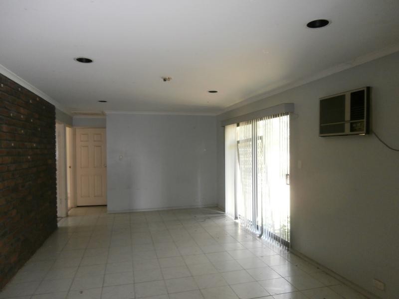 147 Green Rd, Park Ridge QLD 4125