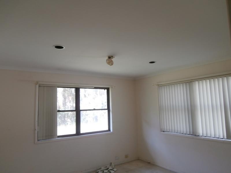 147 Green Rd, Park Ridge QLD 4125