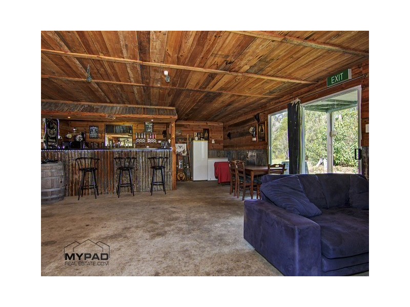 6 Woolshed Court, Jimboomba QLD 4280