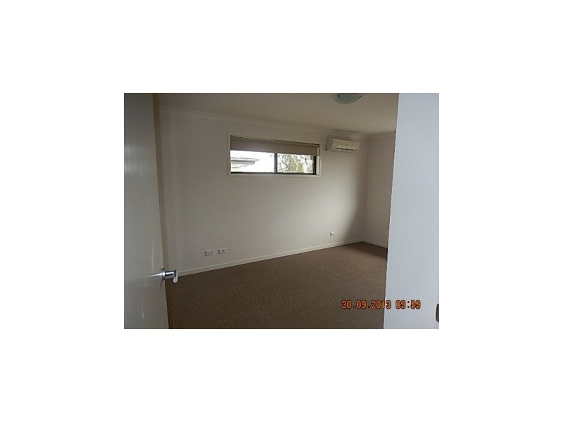 1/39-41 Ariel Ave, Kingston QLD 4114