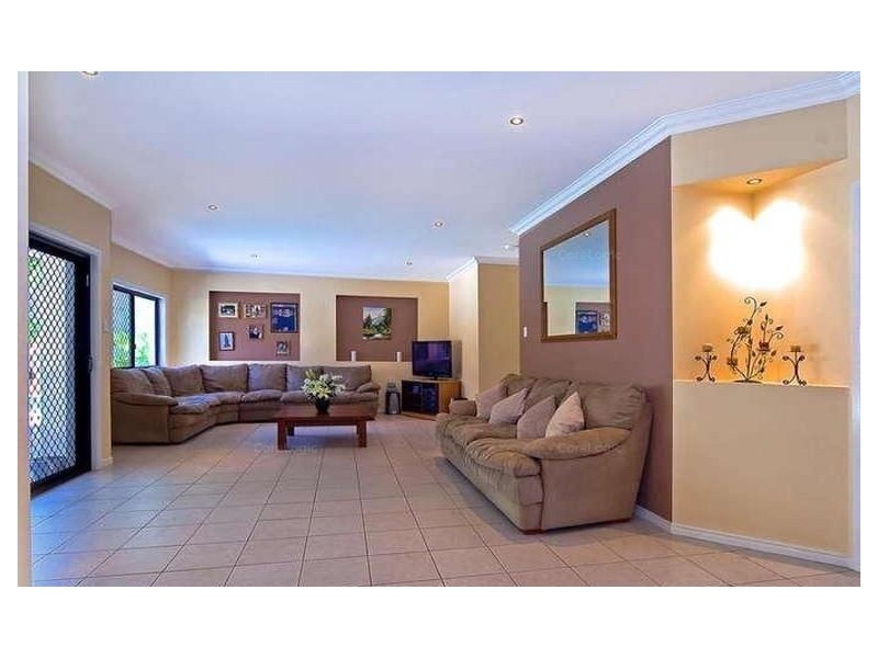 17 Gregan Crt, Shailer Park QLD 4128