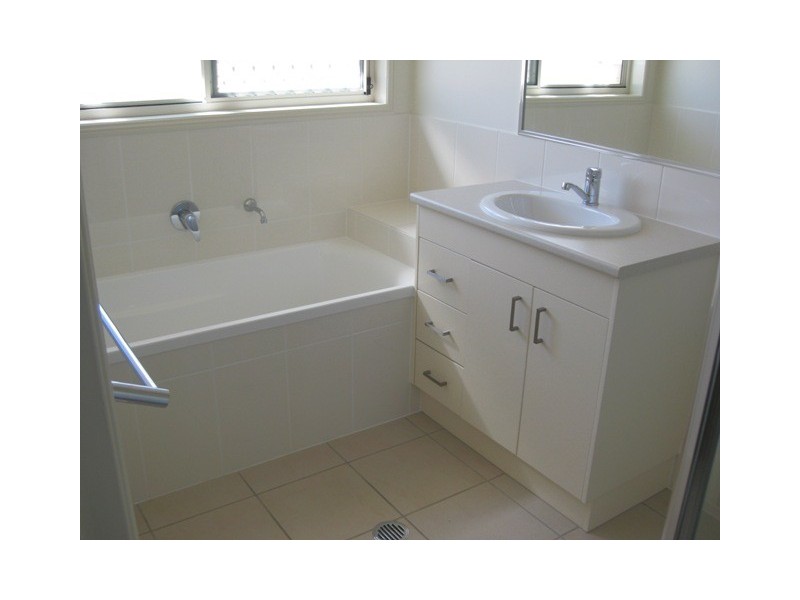 39 Colebrook Cres, Doolandella QLD 4077