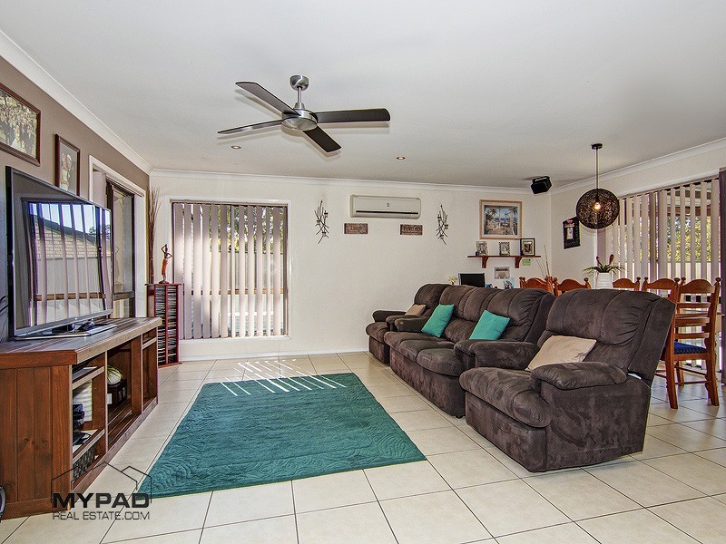 8 Hutt Court, Crestmead QLD 4132