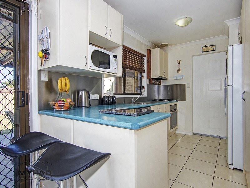 8 Hutt Court, Crestmead QLD 4132