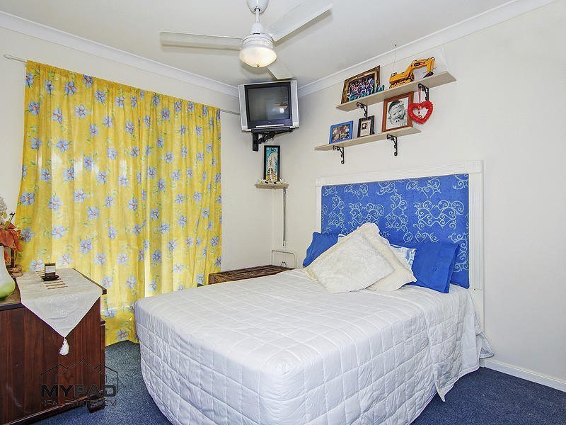 8 Hutt Court, Crestmead QLD 4132