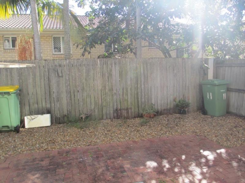 11/11 Damalis St, Woodridge QLD 4114