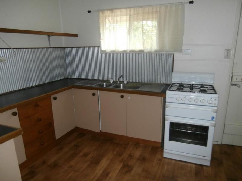 106 Mount Lindesay HIghway, Gleneagle QLD 4285