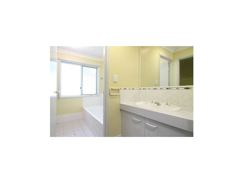 19 Spring St, Jimboomba QLD 4280