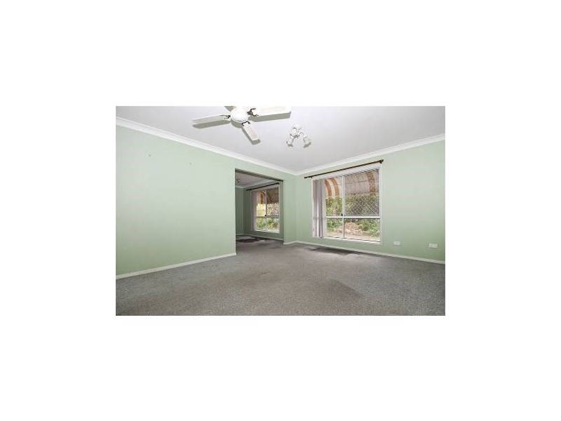 19 Spring St, Jimboomba QLD 4280