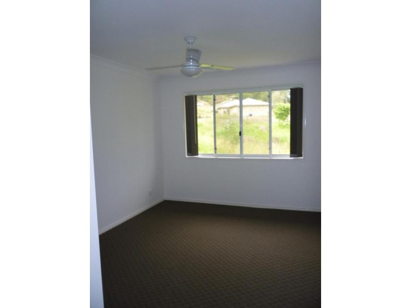 8 Range Drive, Tanah Merah QLD 4128