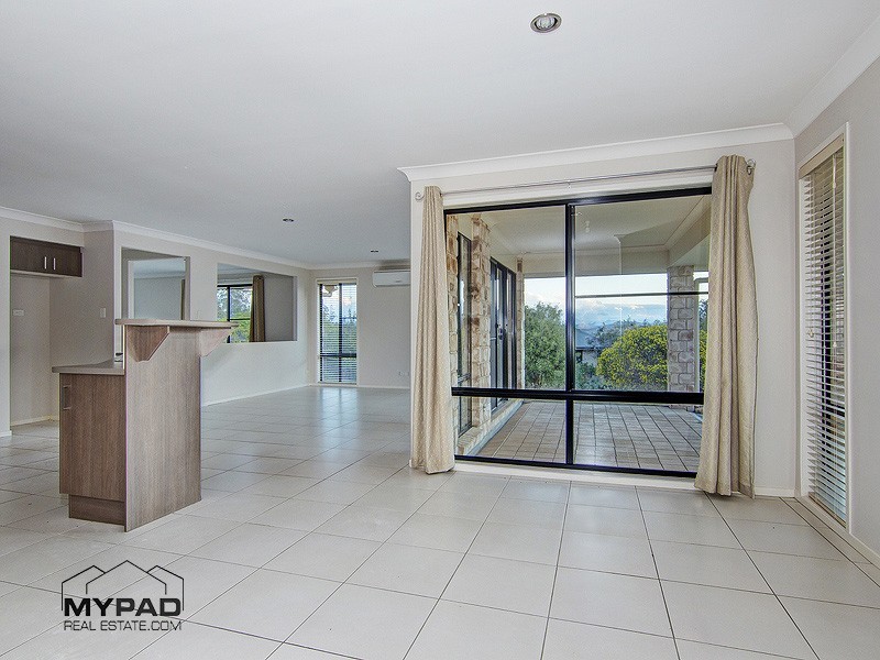 50 – 52 Carrigan Way, Gleneagle QLD 4285