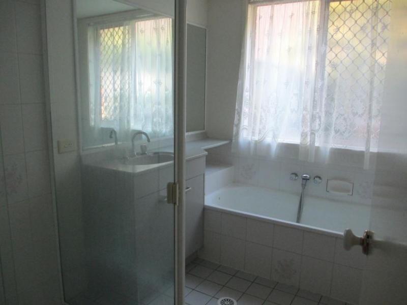 32 Que Cl, Cornubia QLD 4130