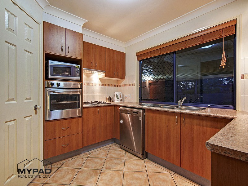 286 Equestrian Drive, New Beith QLD 4124