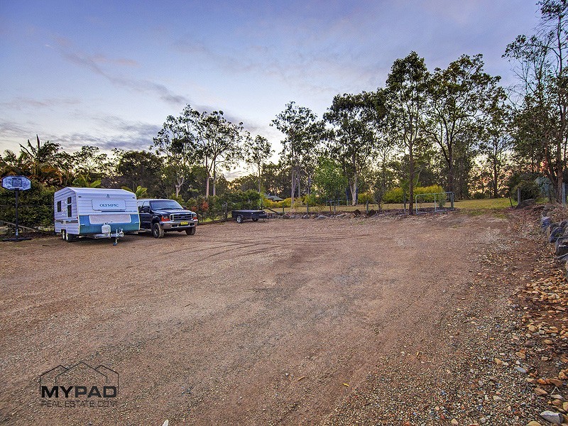 286 Equestrian Drive, New Beith QLD 4124