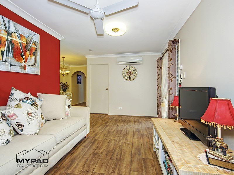 18 Macauley Dr, Boronia Heights QLD 4124