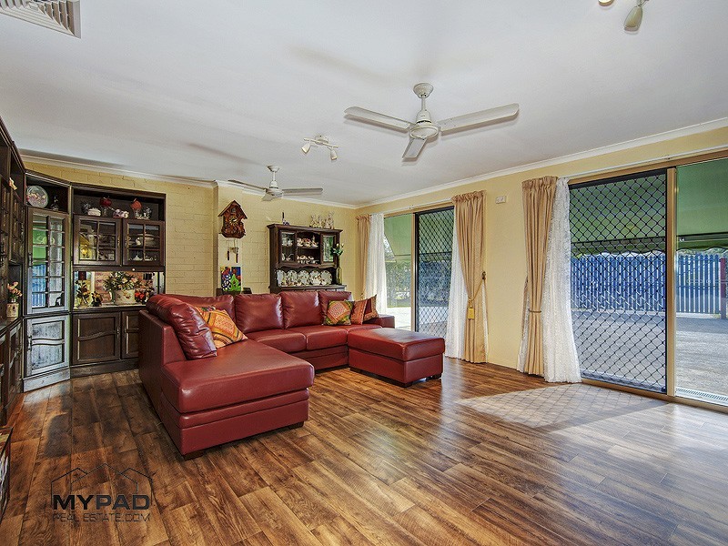 18 Macauley Dr, Boronia Heights QLD 4124