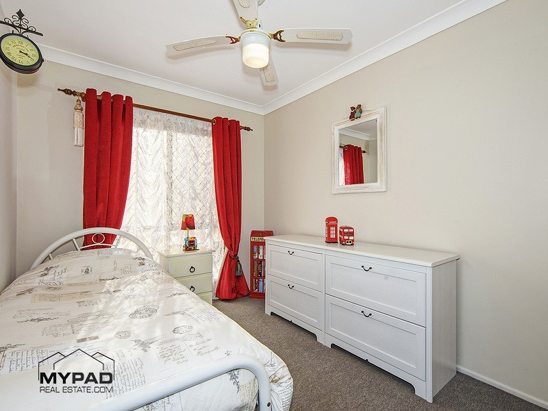 18 Macauley Dr, Boronia Heights QLD 4124