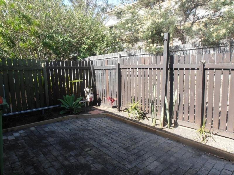 4/394 Chatswood Rd, Shailer Park QLD 4128