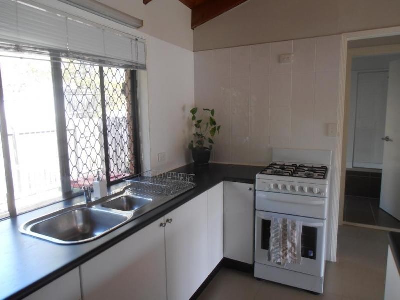 4/394 Chatswood Rd, Shailer Park QLD 4128