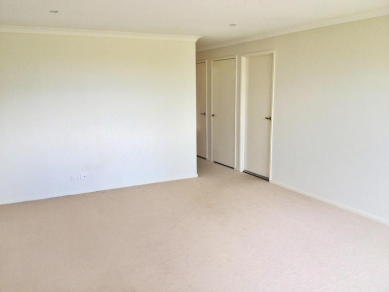 26a Rholanda st, Springwood QLD 4127