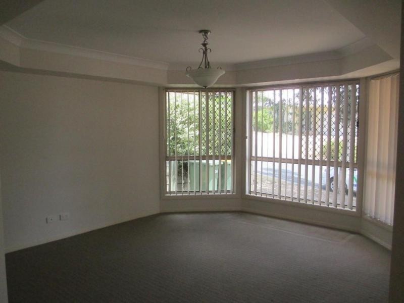 68 Woodlands Blv, Waterford QLD 4133