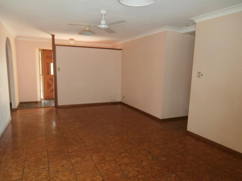 253 Rosia Road, Park Ridge South QLD 4125