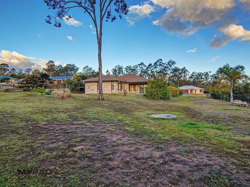 50 Carrigan Way, Gleneagle QLD 4285