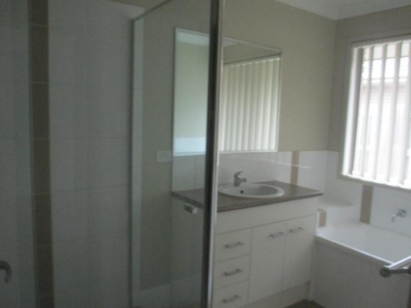 12 Parkview Street, Bahrs Scrub QLD 4207