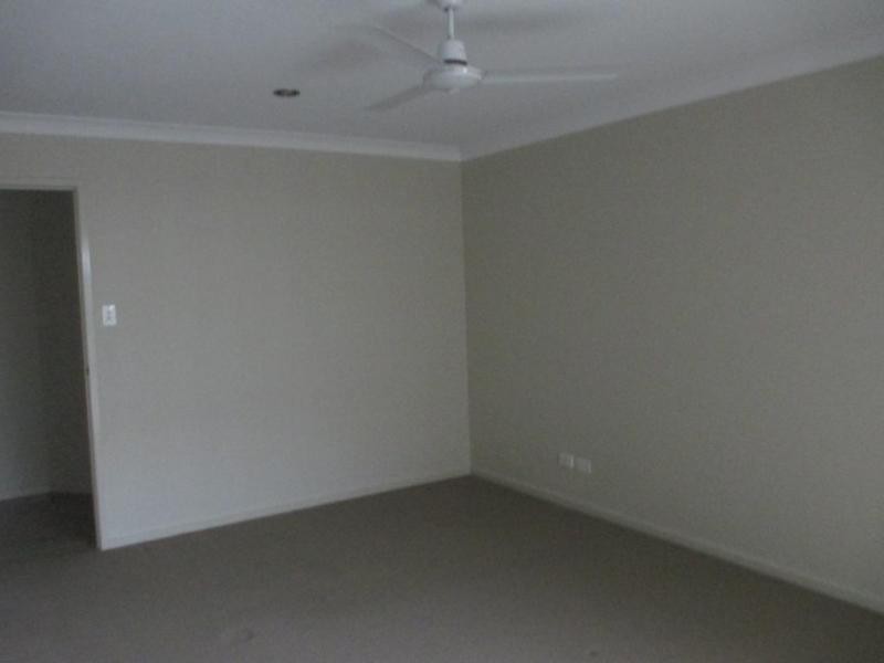 12 Parkview Street, Bahrs Scrub QLD 4207