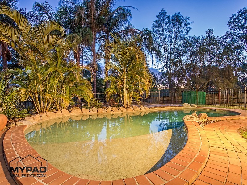 18-32 Tyson Road, Greenbank QLD 4124
