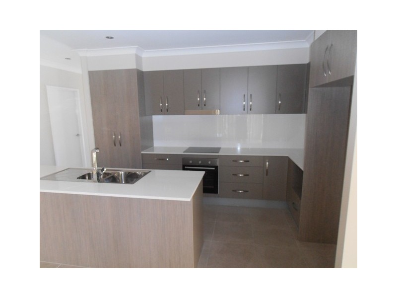 Lot 215, 10 Shailes Ave, Logan Reserve QLD 4133