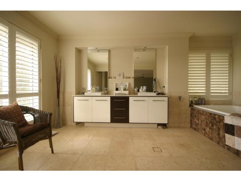 3 Cranleigh Court, Shailer Park QLD 4128