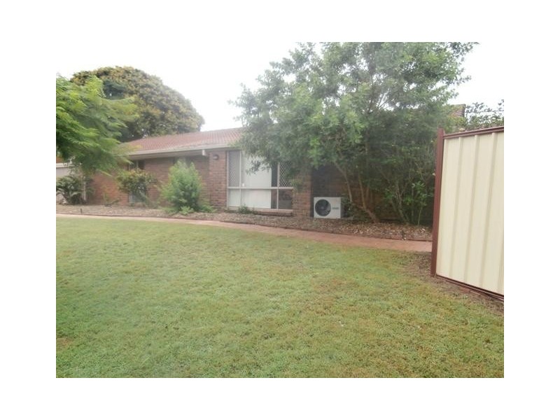 35 Cambridge Street, Boronia Heights QLD 4124