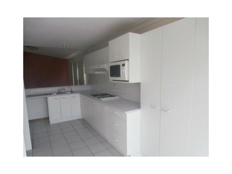 35 Cambridge Street, Boronia Heights QLD 4124