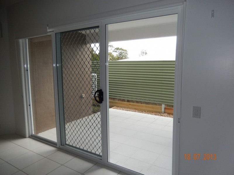 1/62 Castile Cres, Edens Landing QLD 4207